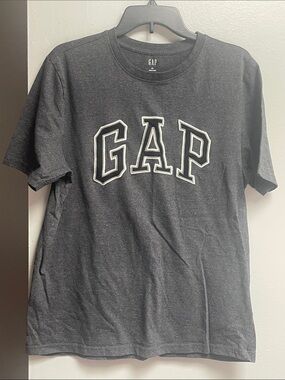 GAP Big Women’s Tee